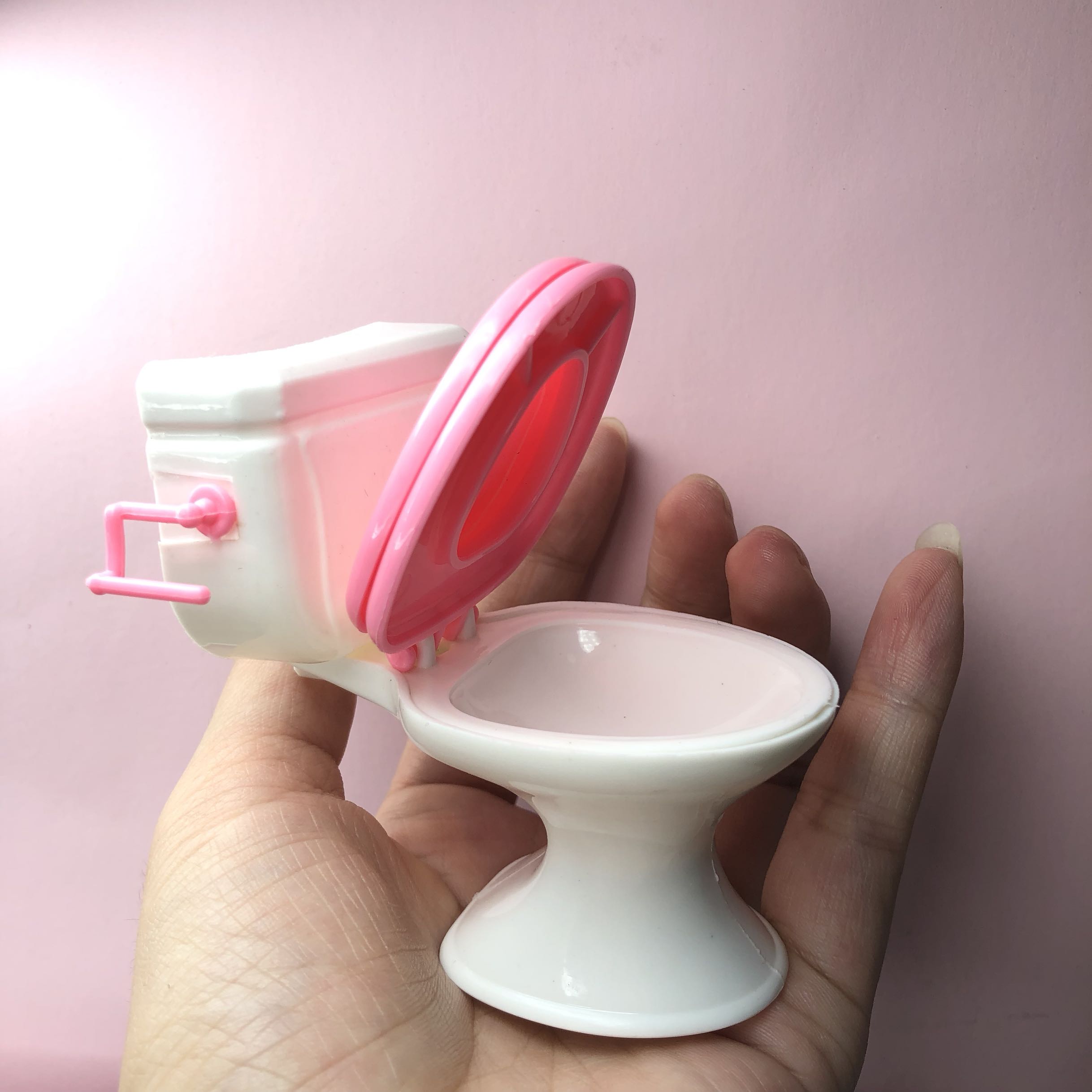 换装马桶要多少钱(换马桶手工费一般多少呢)